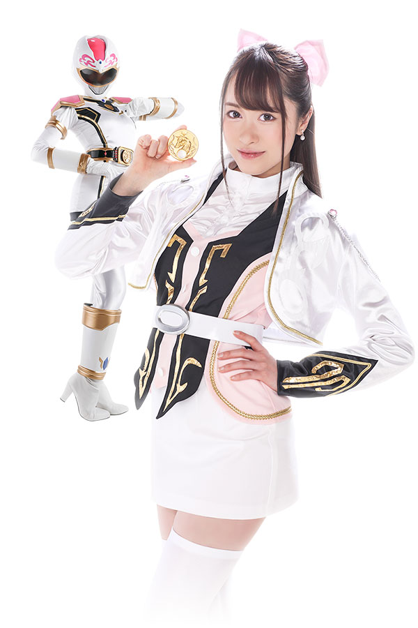 White Unicorn/Kaede Shirakawa